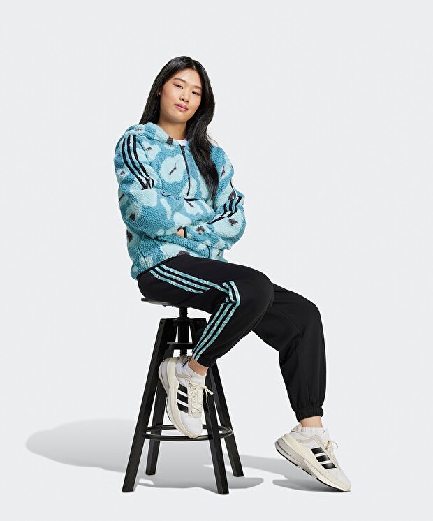 Женские спортивные штаны adidas Essentials 3-Stripes Animal-Print 7/8 Joggers