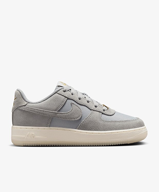 Подростковые кроссовки Nike Air Force 1 LV8 (Gs)