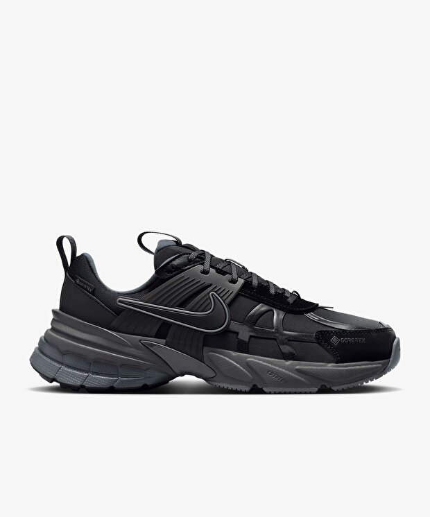 Unisex кроссовки Nike V2K Run Gore-TEX для бега