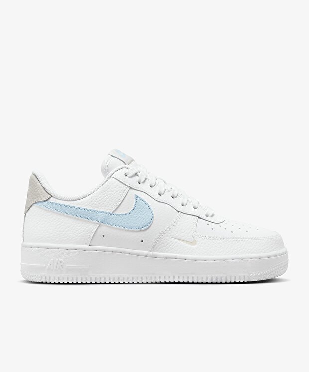 Женские кроссовки Nike Air Force 1 '07