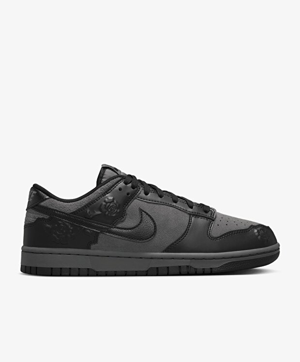 Женские кроссовки Nike Dunk Low