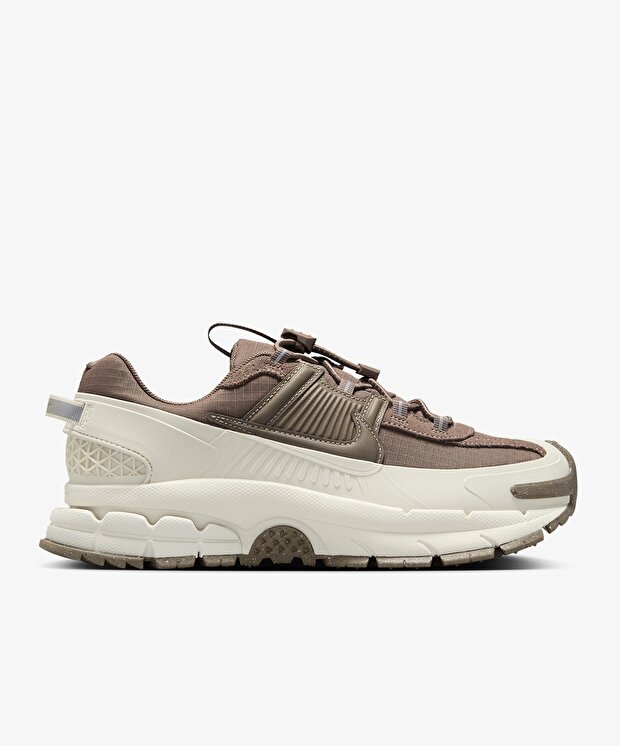 Женские кроссовки Nike Zoom Vomero Roam для бега