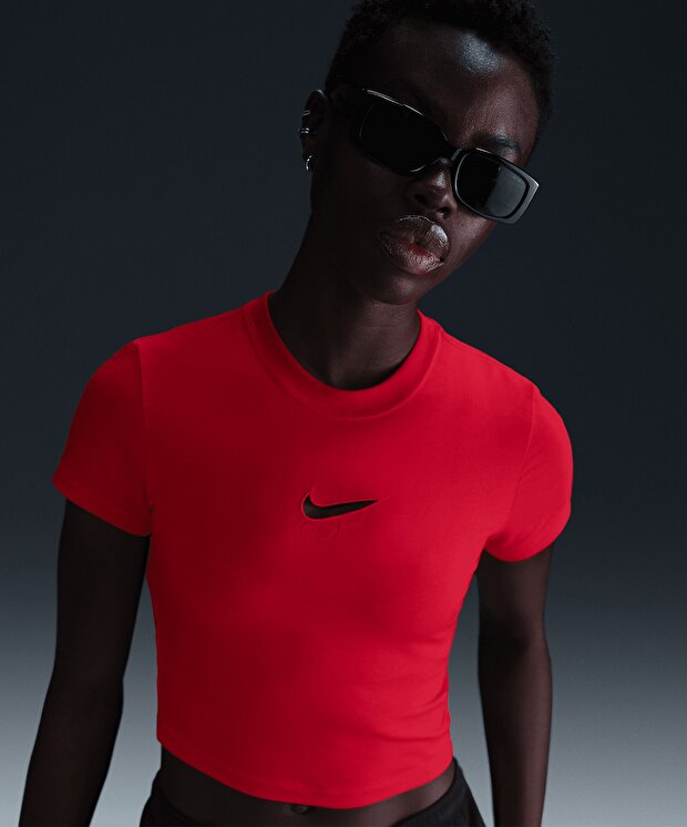 Женская футболка Nike Sportswear Chill Knit Slim Cropped