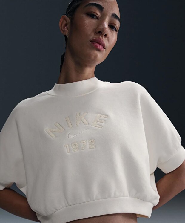 Женская футболка Nike Sportswear Collection Short-Sleeve Fleece Crew-Neck Top