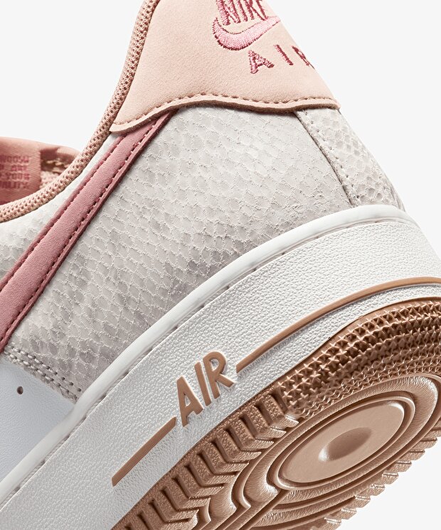 Nike Air Force 1 '07 LV8 - Görsel 8