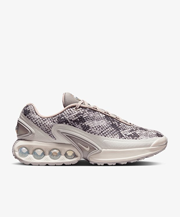 Женские кроссовки Nike Air Max DN Premium