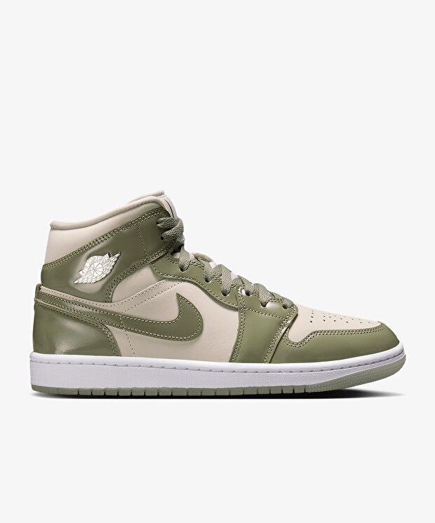 Женские кроссовки Jordan Air 1 Mid SE для баскетбола