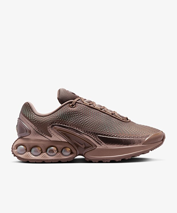 Женские кроссовки Nike Air Max DN