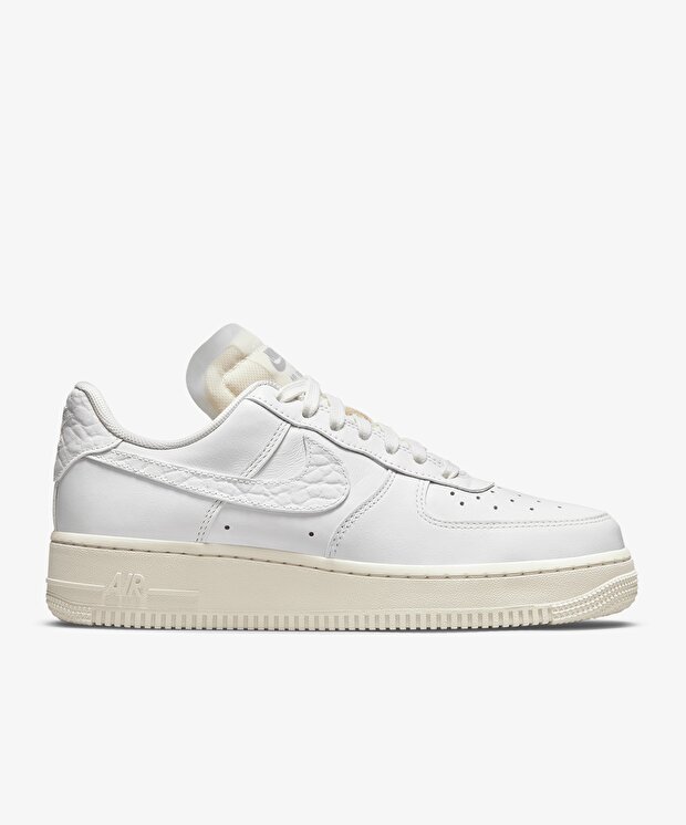 Женские кроссовки Nike Air Force 1 Low Premium