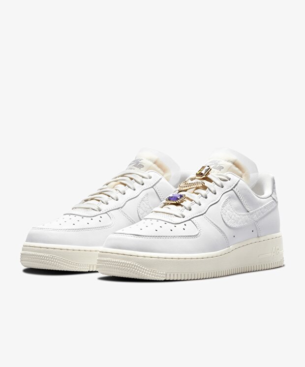 Nike Air Force 1 Low Premium - Görsel 4