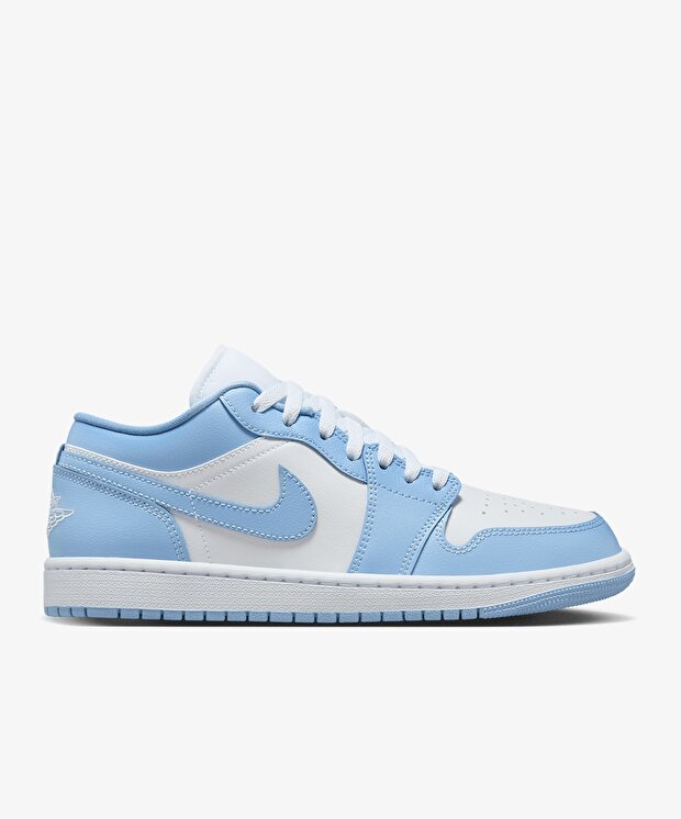Женские кроссовки Jordan Air 1 Low