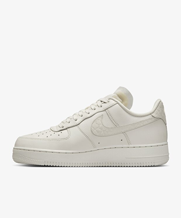 Nike Air Force 1 Low Premium - Görsel 3