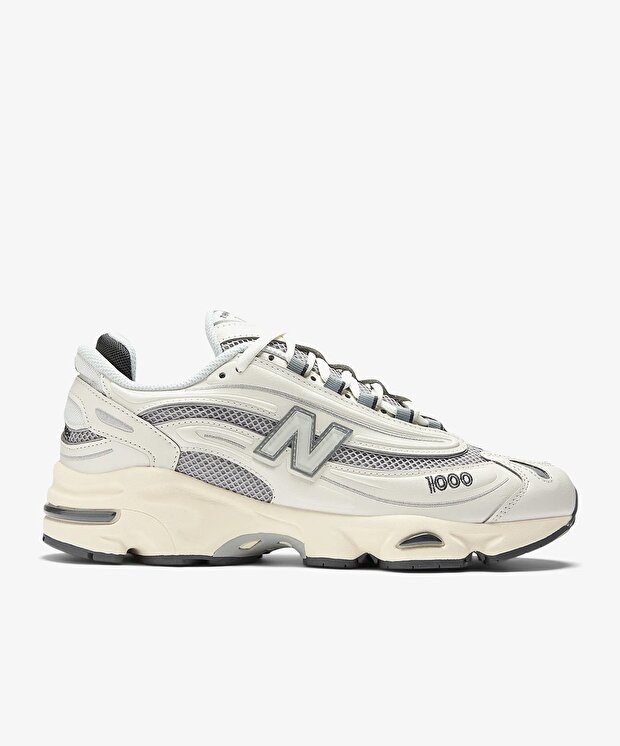 Женские кроссовки New Balance 1000 Lifestyle для бега