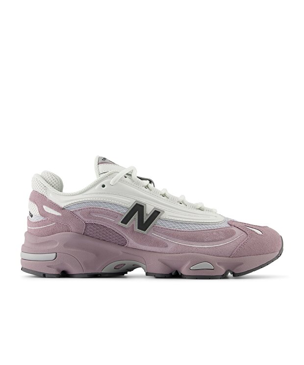 Женские кроссовки New Balance 1000 Lifestyle для бега
