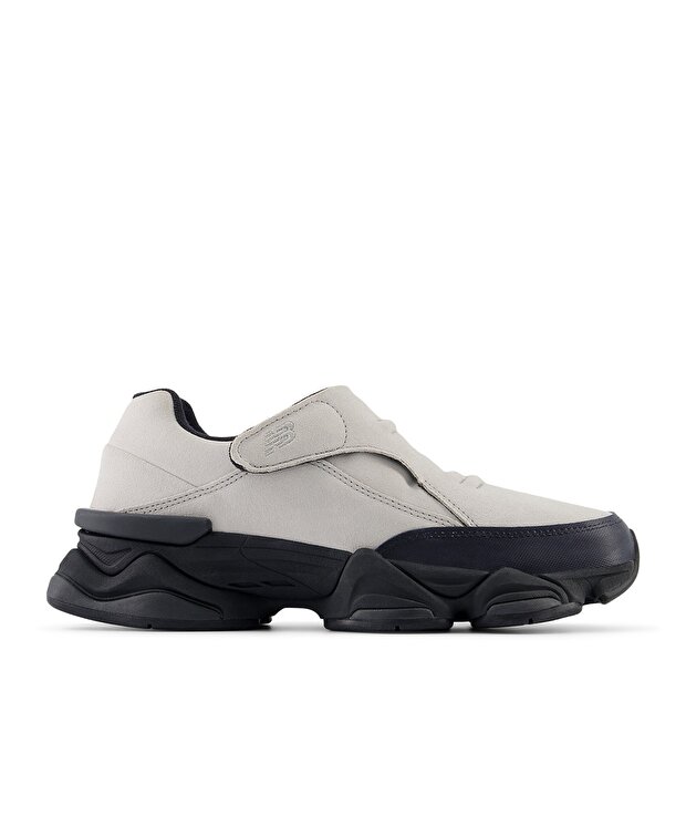 Женские кроссовки New Balance 8040 Lifestyle на каждый день