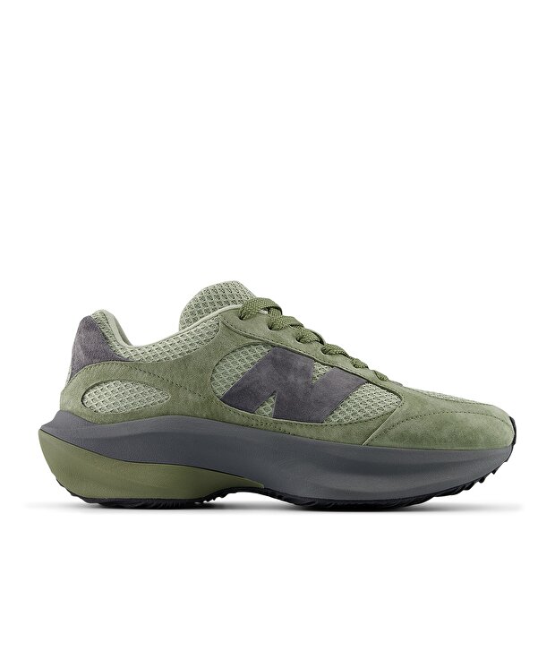 Женские кроссовки New Balance Warped