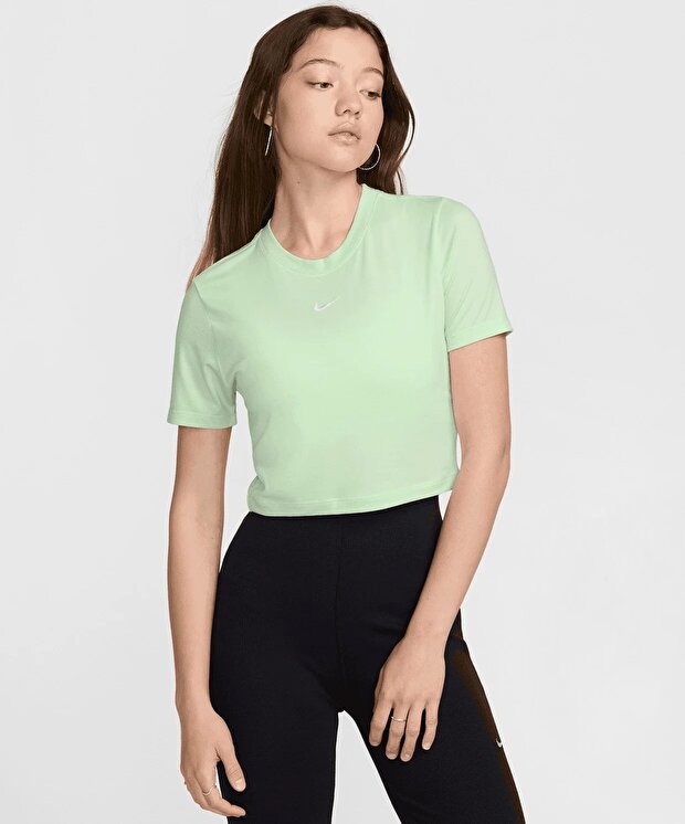 Женская футболка Nike Sportswear Essential Slim Cropped