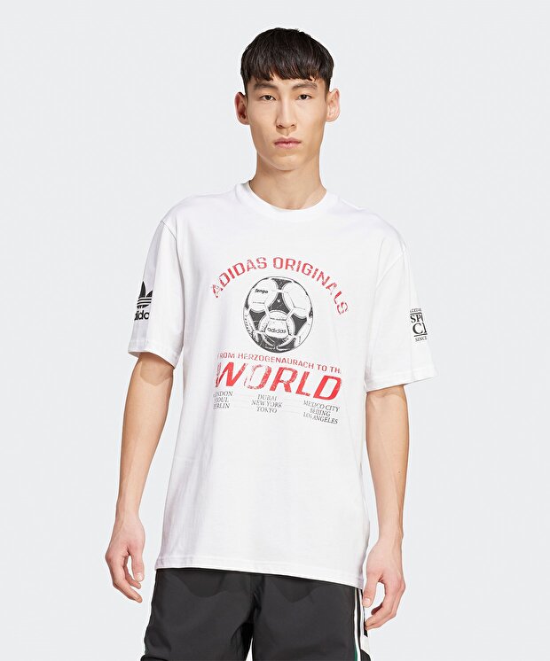 Resim adidas 90s Football Graphic T-Shirt