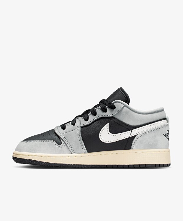 Jordan Air 1 Low SE (Gs) - Görsel 3