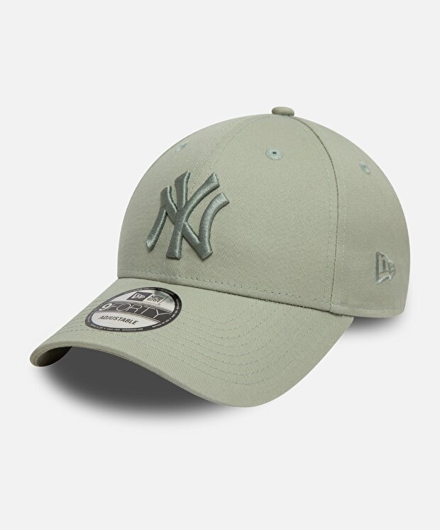 Женская кепка New Era New York Yankees League Essentials 9Forty