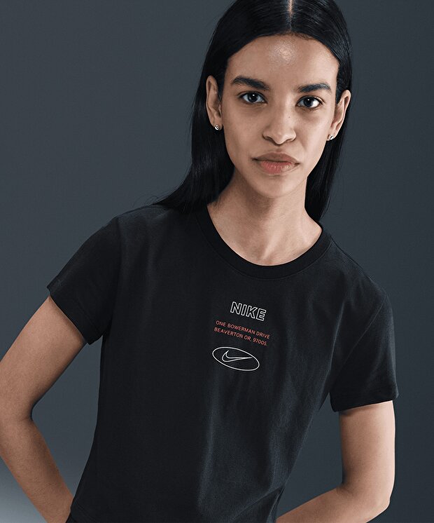 Женская футболка Nike Sportswear Graphic