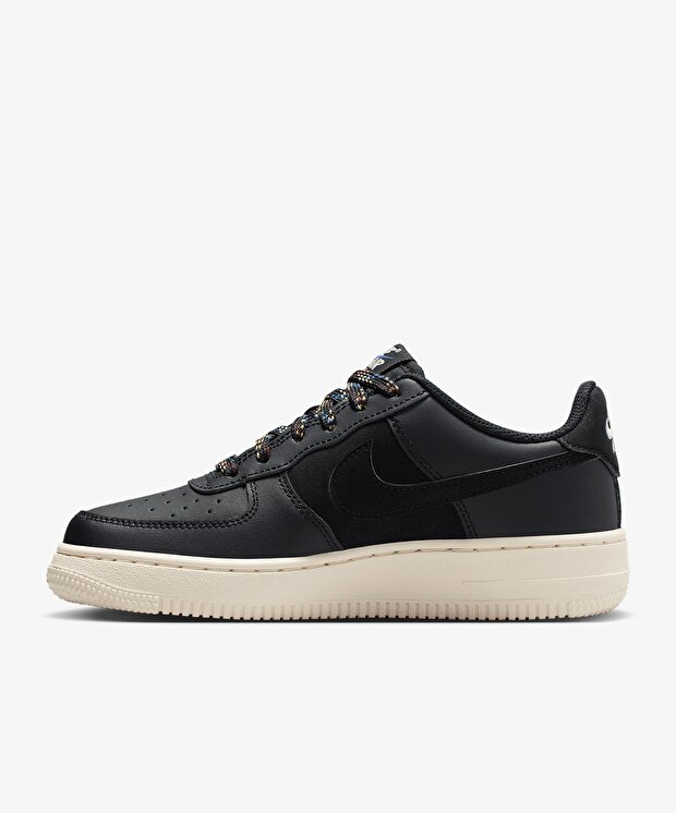 Nike Air Force 1 LV8 1 (Gs) - Görsel 3