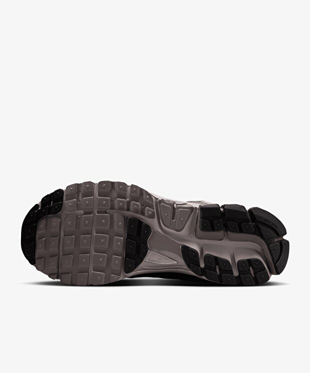 Nike Zoom Vomero 5 - Görsel 9