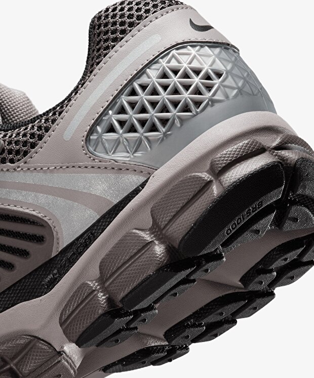 Nike Zoom Vomero 5 - Görsel 10