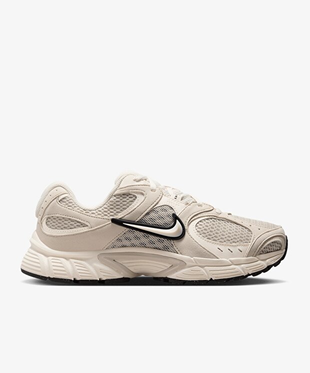 Женские кроссовки Nike V5 RNR