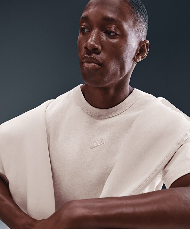 Мужская футболка Nike Sportswear Premium Essentials