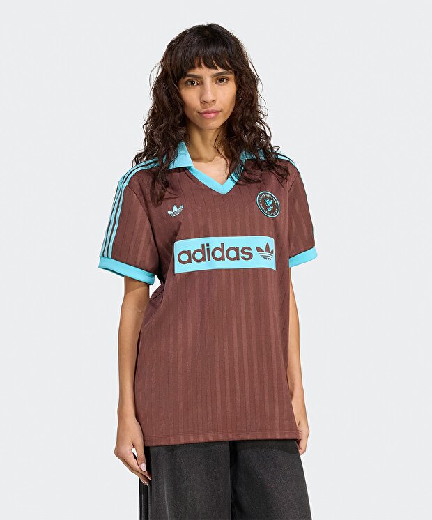 Женская футболка adidas Graphic Football-Inspired Jersey для футбола