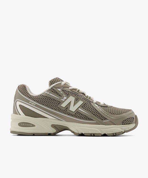 Женские кроссовки New Balance 740 Lifestyle на каждый день