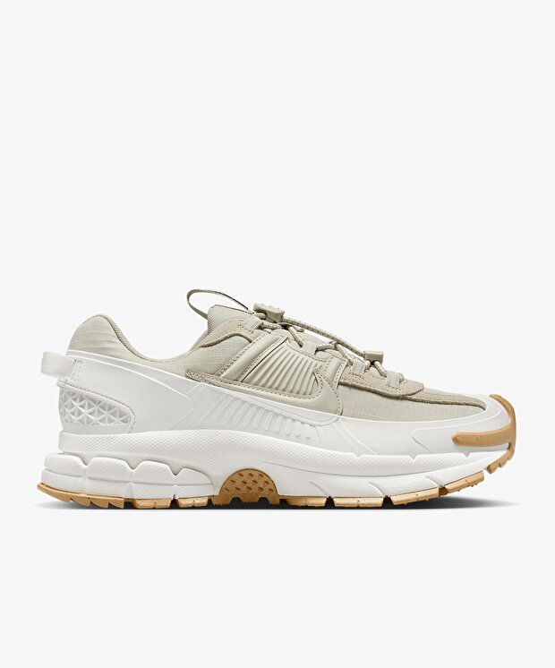 Женские кроссовки Nike Zoom Vomero Roam