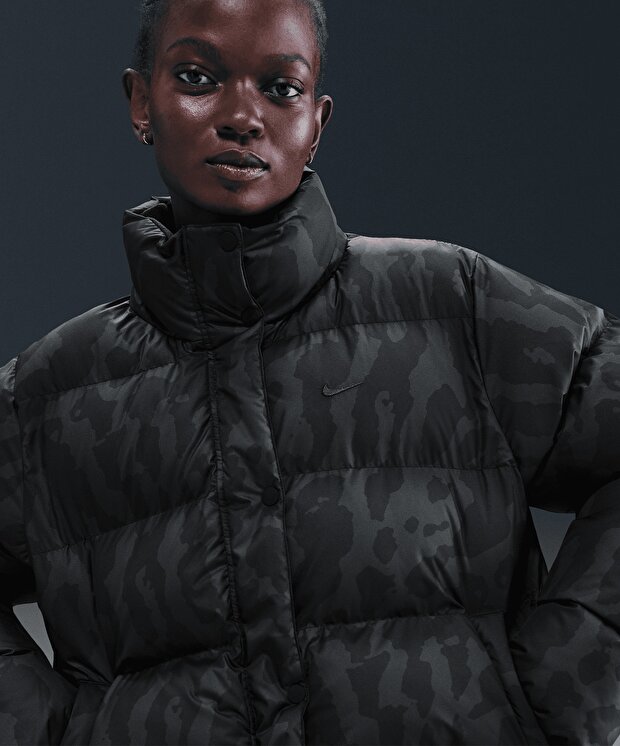 Женская куртка Nike Sportswear Therma-FIT Puffer