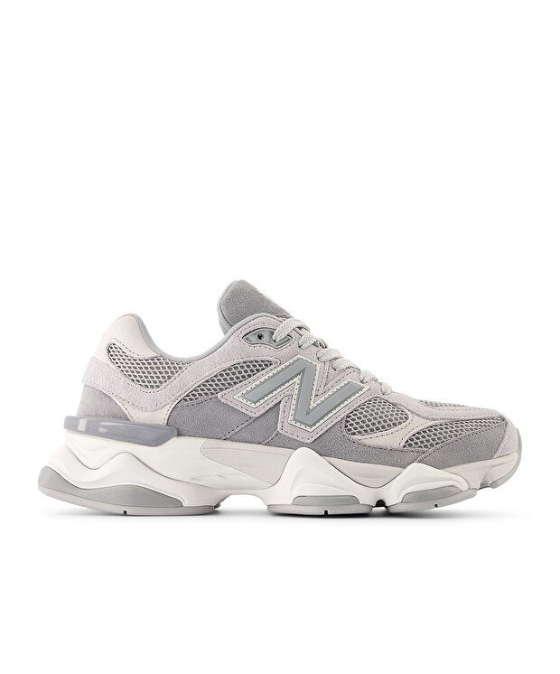 Resim New Balance 9060 Lifestyle Women's Shoes