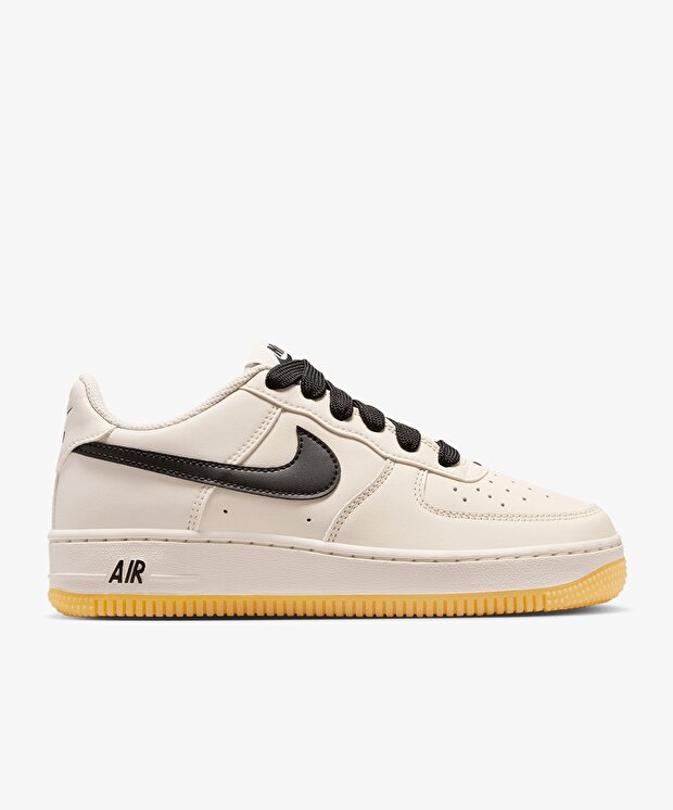 Подростковые кроссовки Nike Air Force 1 LV8 (Gs)