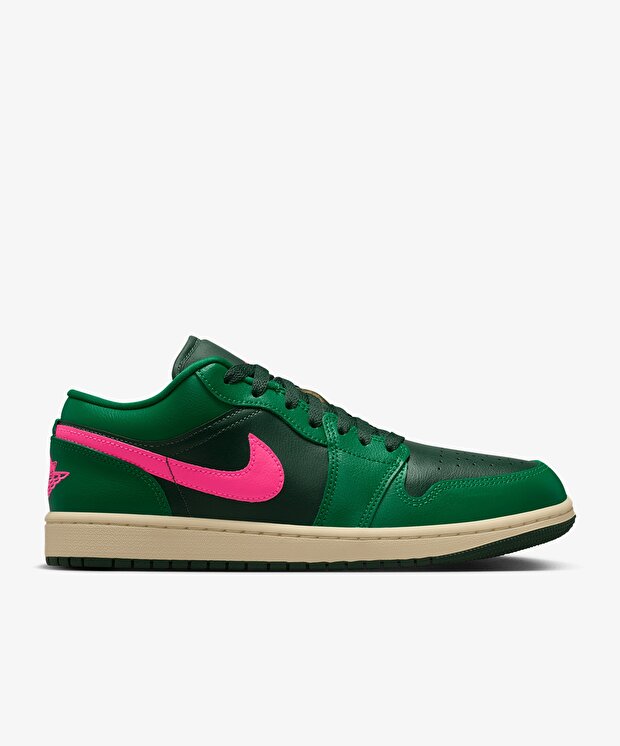 Женские кроссовки Jordan Air 1 Low