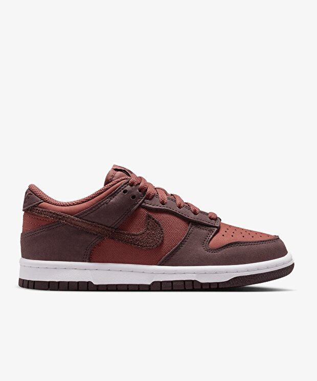 Подростковые кроссовки Nike Dunk Low SE (Gs)