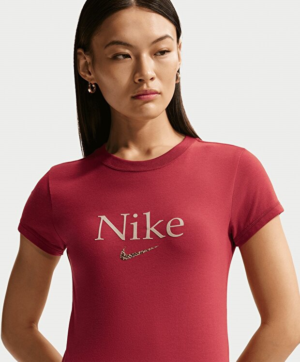 Женская футболка Nike Sportswear Cropped