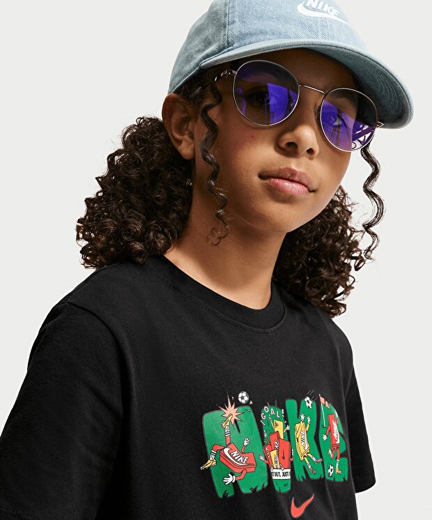 Детская футболка Nike Sportswear