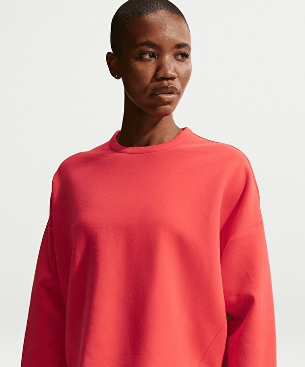 Женский свитшот Nike 24.7 ImpossiblySoft Dri-FIT Oversized Crew-Neck Top