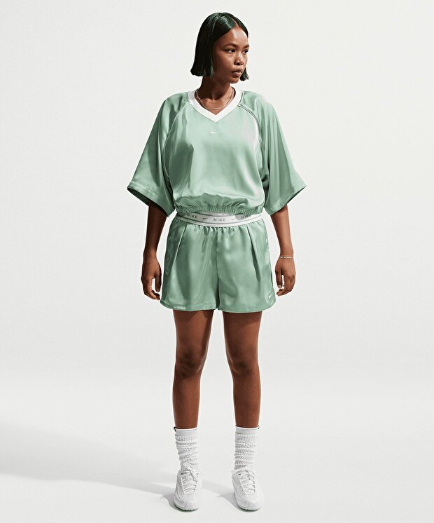 Женские шорты Nike Sportswear Loose Mid-Rise Satin Shorts